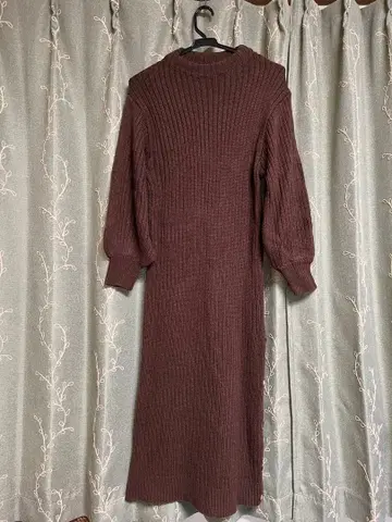 프리즈마트 리브 니트 원피스 긴팔