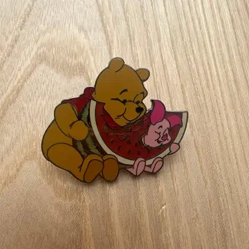 디즈니 곰돌이 푸 피글렛 수박 핀 배지