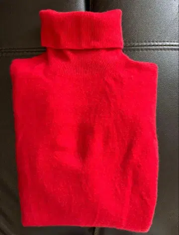 유니클로 캐시미어 터틀 스웨터 긴팔 니트 S 빨간색