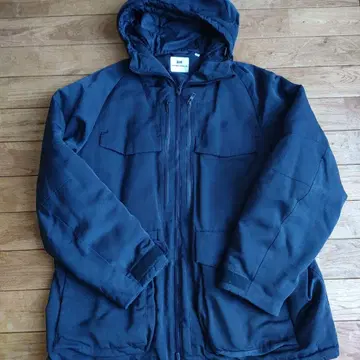 UNIQLO x White Mountaineering 다운 다크 네이비