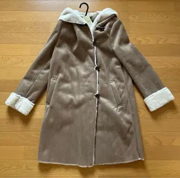 해시 아쉬 에코 퍼 무스탕 코트