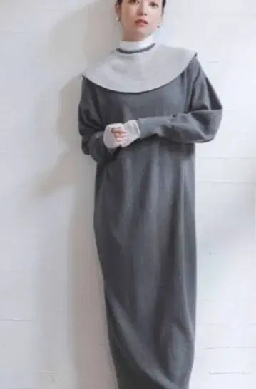 로리즈팜 그레이 니트 롱 원피스