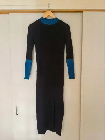 블랙 파랑 니트 롱 원피스 긴팔