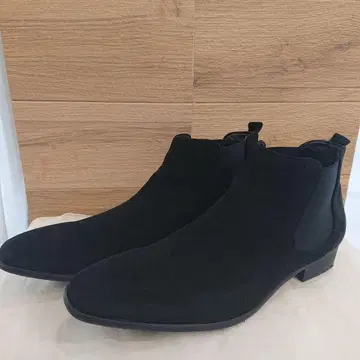 블랙 스웨이드 사이드 고어 부츠