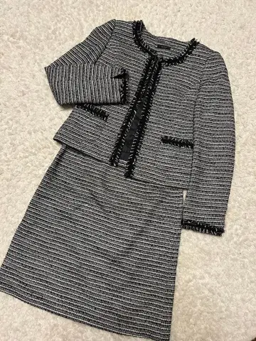 새상품급 a.v.v 트위드 수트 블랙 x 화이트 M 포멀