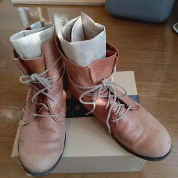 브라운 레이스업 숏부츠