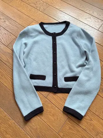 폭시 캐시미어 가디건 42 하자 있음