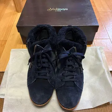 요시노야 네이비 퍼 부츠 박스 포함