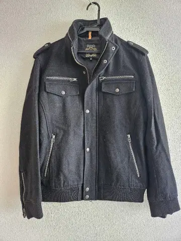 새상품급 세만틱 디자인풍 자켓 M 사이즈