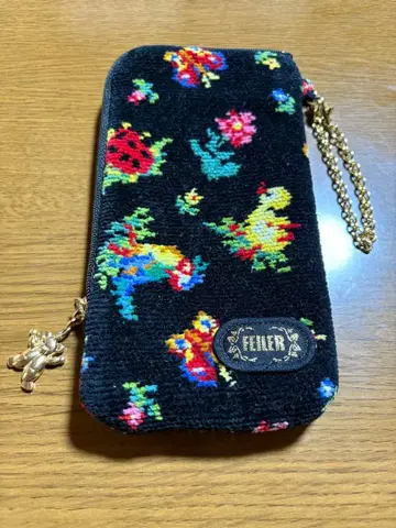 FILLER 하이 파우치