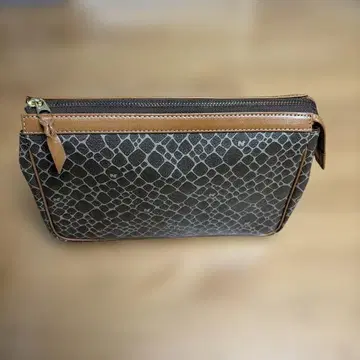 크로커다일풍 다크 브라운 파우치