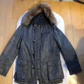 새상품급 DIFFERENCE 그레이 다운 자켓