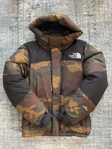 THE NORTH FACE 발트로 라이트 자켓 카모플라쥬
