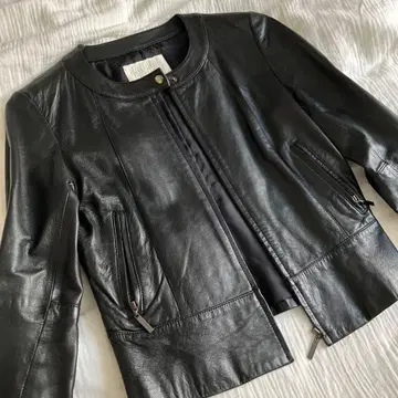 NATURAL BEAUTY 블랙 가죽 자켓