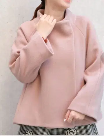 스트로베리 필드 숏 코트 아우터 핑크 베이지 봄