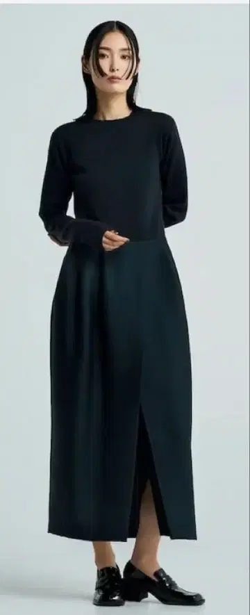 [ 새상품급 ] 앙클레이브 니트 원피스 네이비 사이즈 M