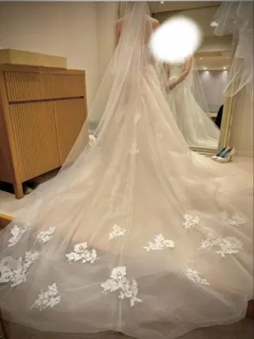 크림색 레이스 롱 베일 트리트먼트 드레싱