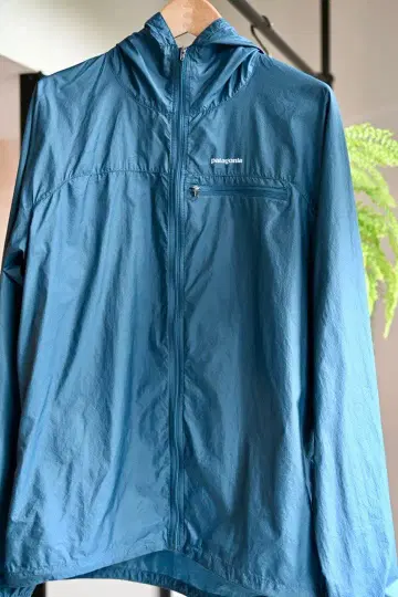 파타고니아 남성용 후디니 자켓 사이즈 M