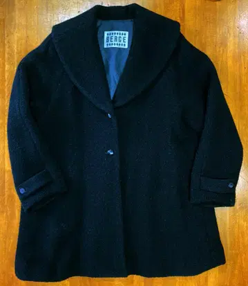 BERGE  A라인 더블 브레스트 코트