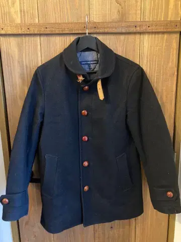 그린 레이블 릴랙싱 멜톤 코트 호두 단추 S 사이즈 네이비