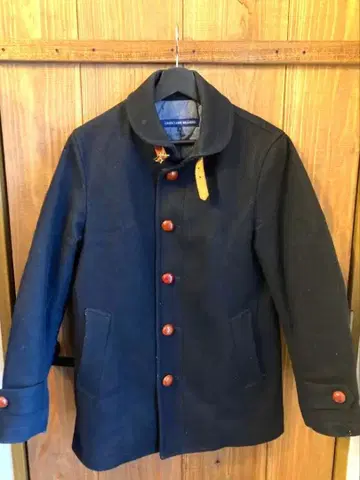 그린 레이블 릴랙싱 멜톤 코트 호두 단추 S 사이즈 네이비