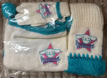 [ 레어 ] 산리오 시나몬 롤 호카후와! 윈터 세트