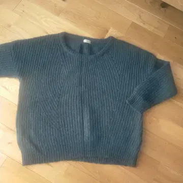 un dix cors 다크 블루 니트 스웨터