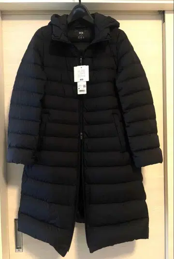 [ 미사용 새상품 ] UNIQLO 울트라 라이트 다운 롱 코트 블랙