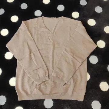 V넥 긴팔 니트 스웨터