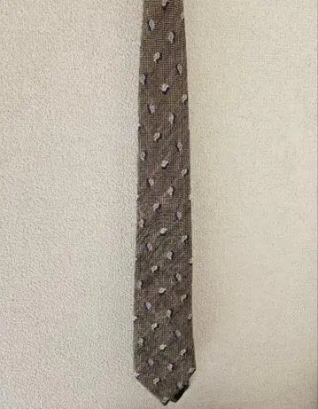 브라운 도트 무늬 실크 넥타이