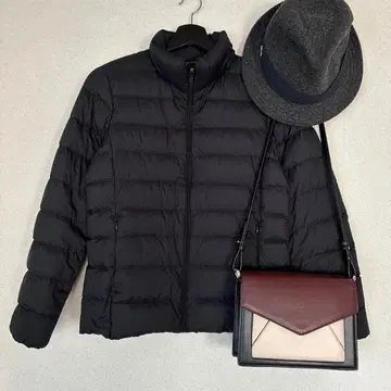 [ 새상품급 ] UNIQLO 유니클로 울트라 라이트 다운 자켓 M 사이즈