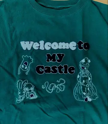 Chilli Beans. 무도관 공연 한정판 맨투맨