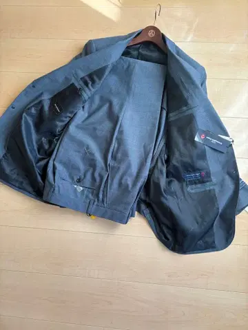 Ermenegildo Zegna 비즈니스 정장 네이비 미사용품