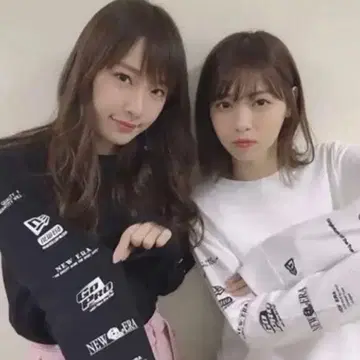 니시노 나나세 타카야마 카즈미 착용 NEW ERA 올드 로고 롱 T XL