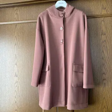 피코네 후드 부착 코트