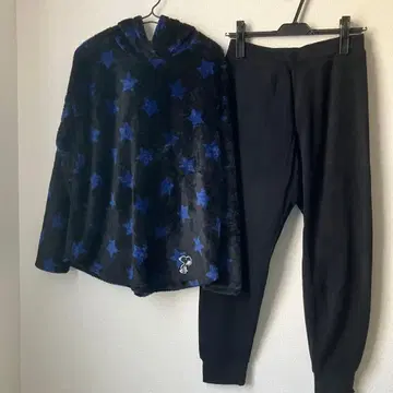 새상품 유니클로 UNIQLO 피넛 스누피 플리스 상하의 세트