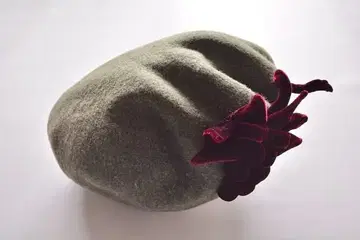 장미색 모자 Barairo no Boushi 울 베레모 포도