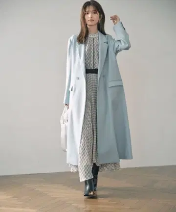 lily brown TUMUGITO 코트