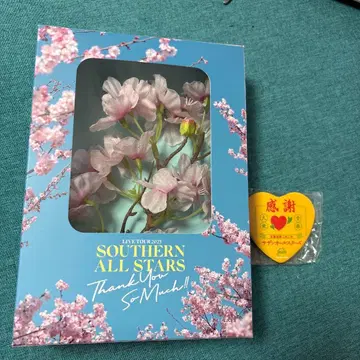 서던 올스타즈 THANK YOU SO MUCH 만남의 벚꽃과 감사 배지