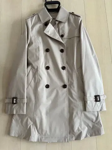 새상품 베이지 더블 트렌치코트