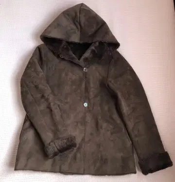 어반 리서치 로쏘 후드 부착 무스탕 코트 미들 기장 다크 브라운