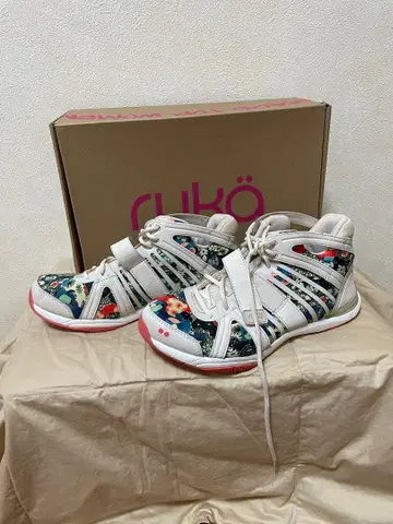 ryka 플라워 패턴 하이컷 스니커즈