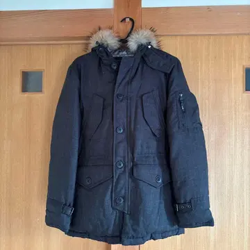 다케오 키쿠치 다운 자켓