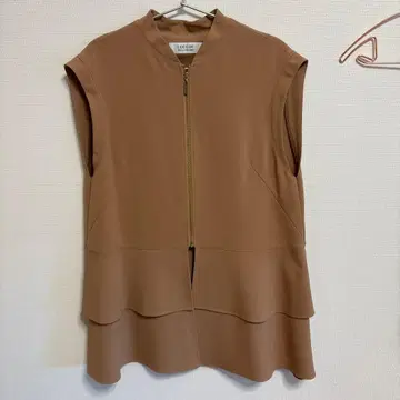 룰루윌비 더블 크로스 티어드 베스트