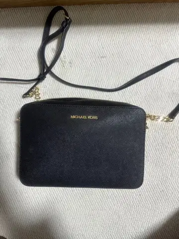 MICHAEL KORS 블랙 숄더백