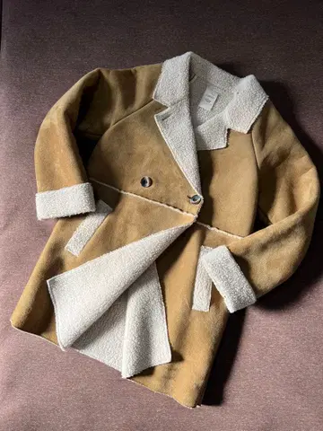 차오패닉 무스탕 코트 베이지