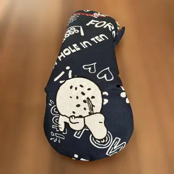빔즈 드라이버용 골프헤드커버 피너츠 콜라보 스누피
