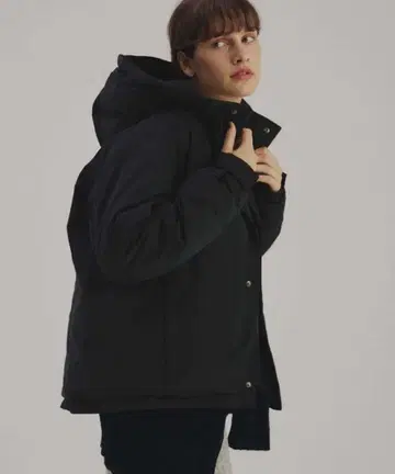 서니 라벨 후디 다운 재킷//블랙