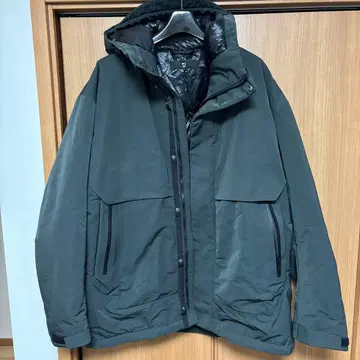 유니클로 다운 자켓