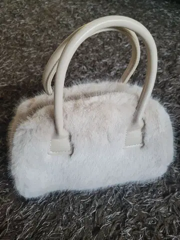 에코 퍼 백 mal. 레레레 씨 보스턴 미니 백